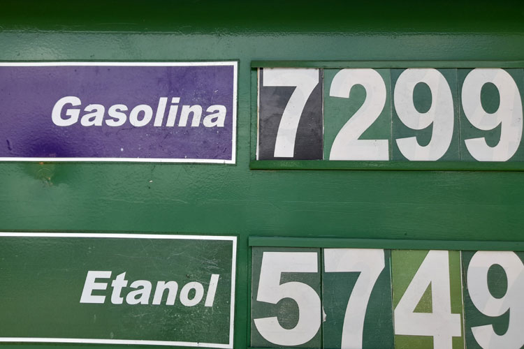 Com gasolina a R$ 7,29, consumidores apontam cartel dos combustíveis em Brumado