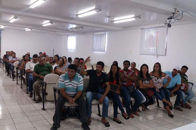 Reunião marca os preparativos para o São Pedro do Bairro Olhos D'água em Brumado