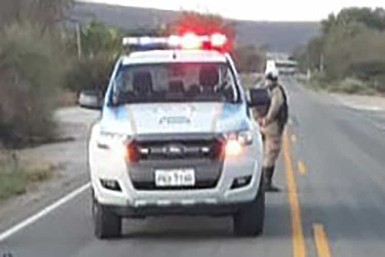 Rio de Contas: Homem de 47 anos morre após colidir motocicleta em carro na BA-148