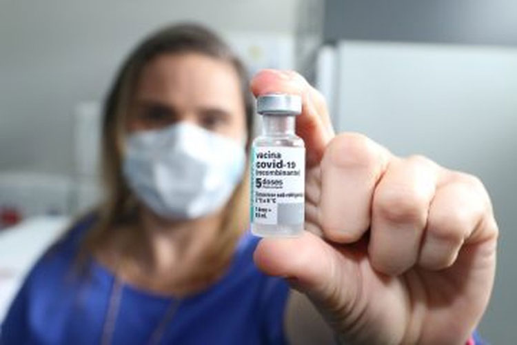 Governo da Bahia divulga regras para servidores e empregados públicos comprovarem vacinação contra Covid-19