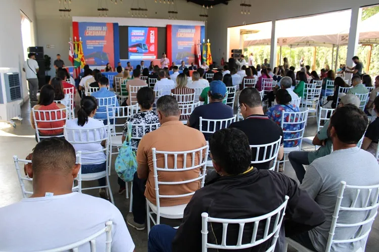 Brumado sedia Caravana do CrediBahia com representantes de três territórios