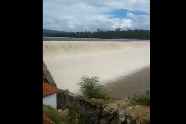 Chuvas renovam paisagem do Rio das Contas e enchem a barragem de Cristalândia em Brumado