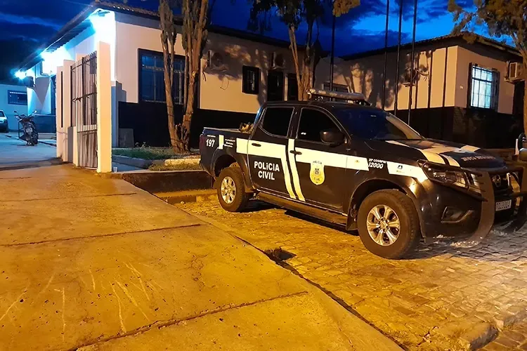 Homem é preso por resistência e desacato no festejo do Santo Reis em Contendas do Sincorá