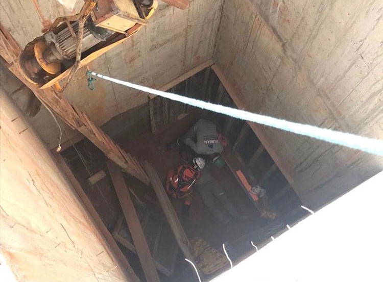 Homem cai em poço de quase 15 metros durante escavação e é resgatado no oeste da Bahia