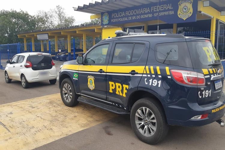 Dois homens suspeitos de aplicar golpes em idosos e aposentados no Piauí são presos na Bahia