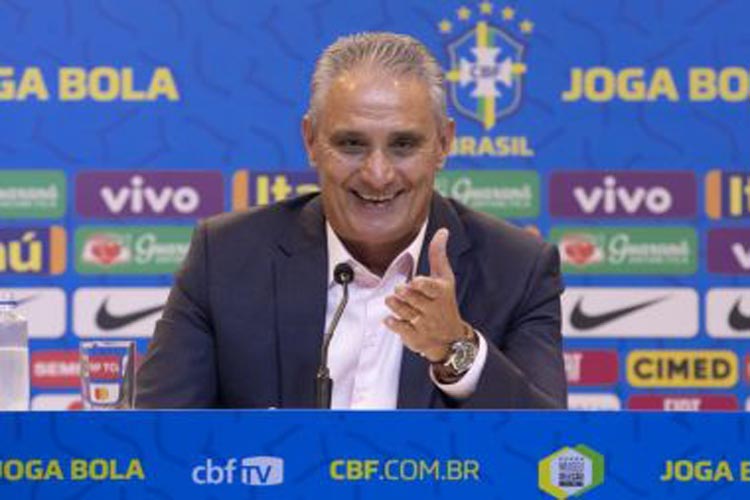 Tite anuncia 1ª lista para as Eliminatórias com trio do Flamengo