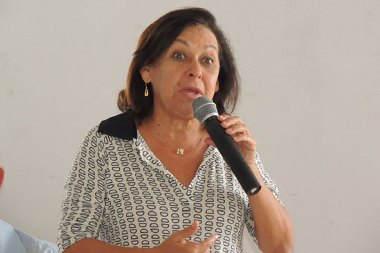 Brumado: 'Apoio do prefeito a Bolsonaro é incompatível com sua permanência no PSB', diz Lídice