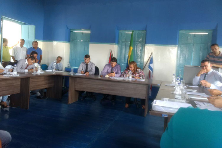 Câmara de Ituaçu aprova Moção de Apoio aos funcionários da Itaguarana