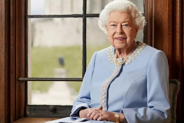 Rainha Elizabeth II morre aos 96 anos