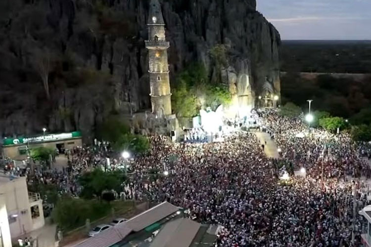 600 mil fiéis participaram de romaria em Bom Jesus da Lapa