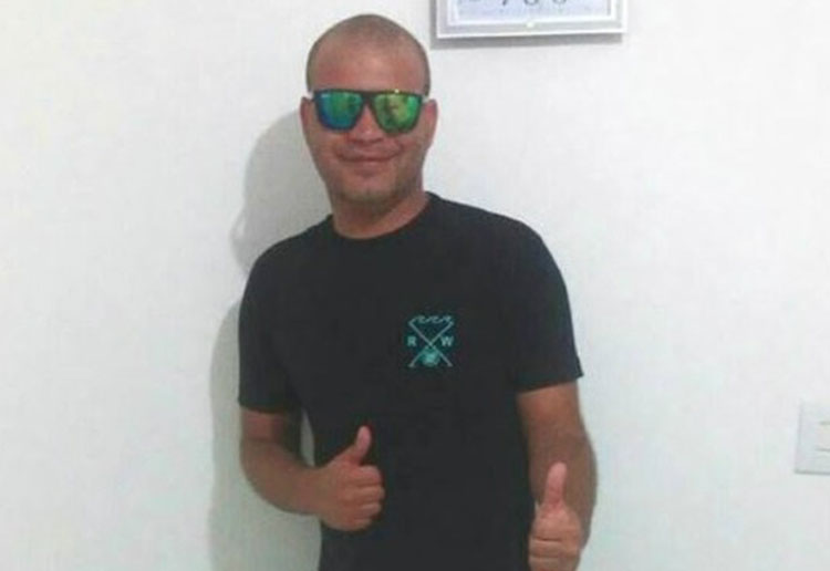 Deficiente visual morre após trator em que ele estava cair em ribanceira no sul da Bahia