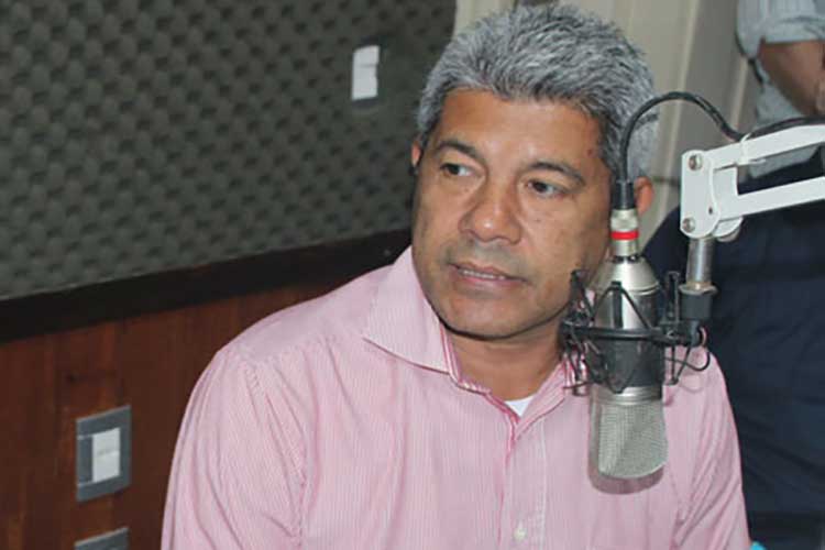 Jerônimo Rodrigues presta solidariedade às famílias das vítimas de explosão em Tanhaçu