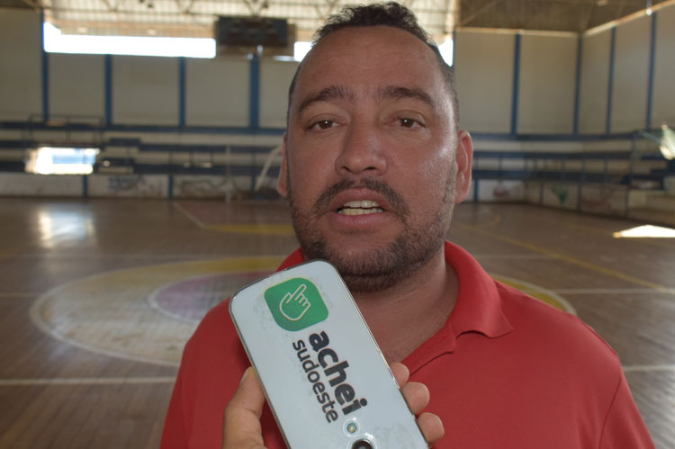 Prefeitura comandará o Campeonato Brumadense de Futebol 2018, garante ex-diretor de esportes