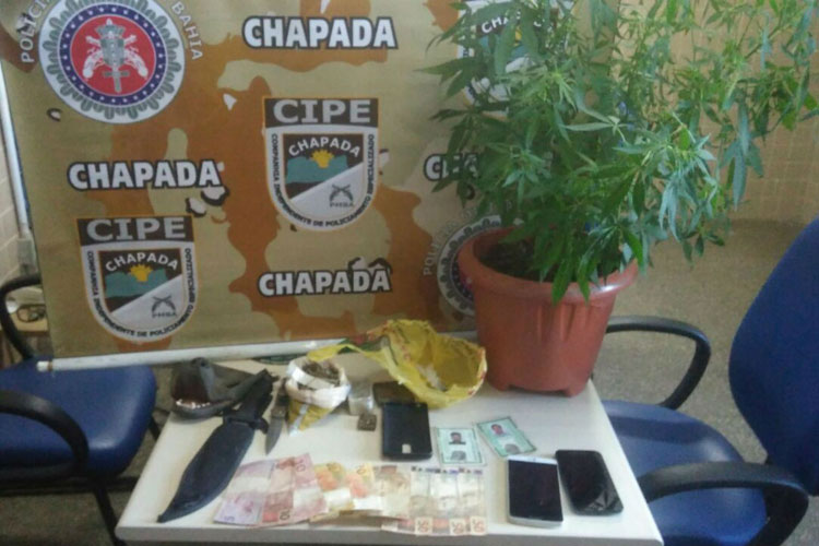 Mucugê: Porteiro de escola é preso em flagrante por tráfico de drogas