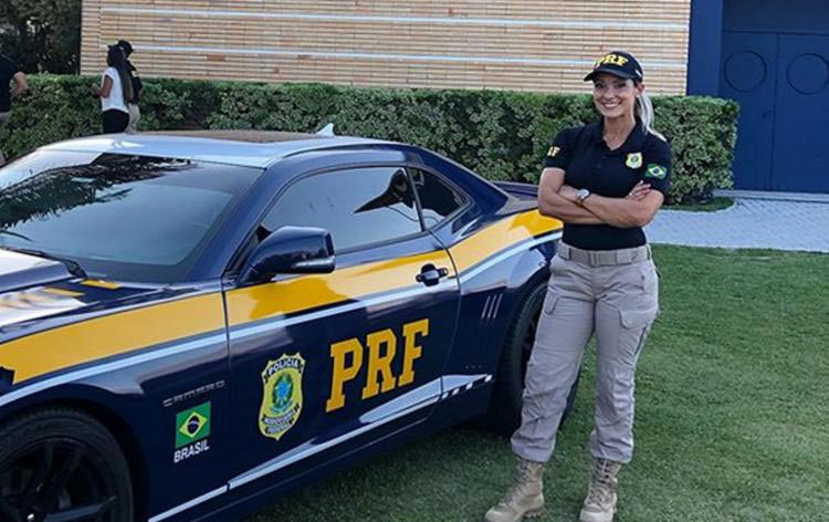 Ex-Loira do É o Tchan vira agente da Polícia Federal