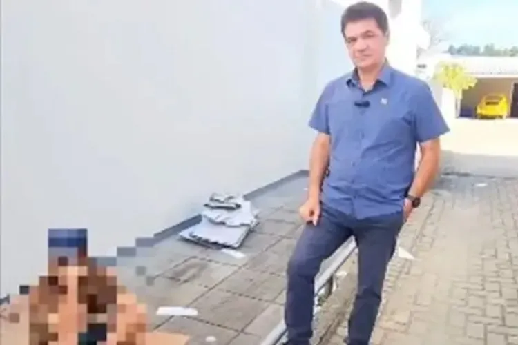 'Coloca para capinar', diz prefeito de Criciúma ao encontrar homem em situação de rua