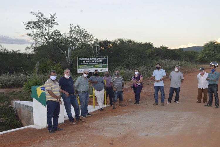 Prefeitura inaugura mais duas obras de infraestrutura na zona rural de Brumado