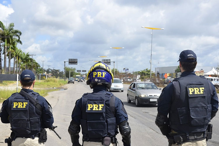 PRF abre concurso para 500 vagas de policial rodoviário