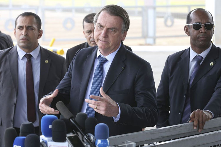 Bolsonaro faz 36 vetos em 19 artigos da lei de abuso de autoridade