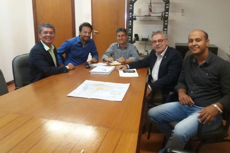 Waldenor Pereira anuncia reconstrução da BA-142, trecho de Tanhaçu a Andaraí