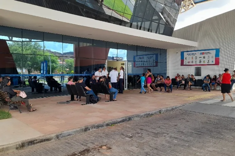 Brumado: Atendimentos sofrem atrasos na Policlínica Regional por conta de apagão