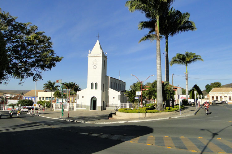 Estudantes da rede pública de municípios da região sudoeste sofrem com a falta de aulas