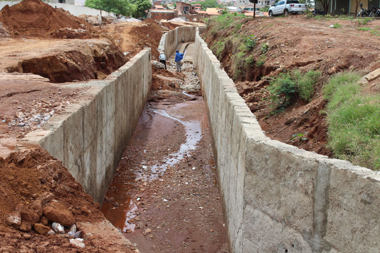 Promotoria de Justiça de Brumado investiga prefeitura por conta de obras de canais abertos