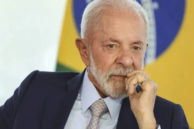 Desaprovação de Lula chega a 53,7% e bate recorde, aponta AtlasIntel