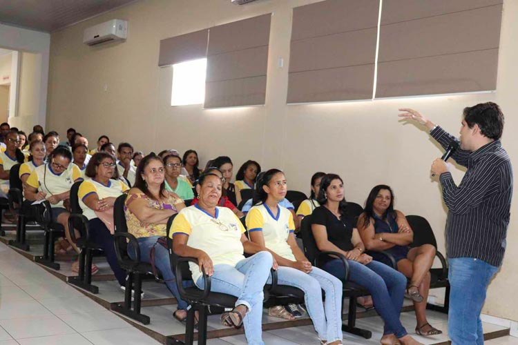 Caculé: Secretaria de Saúde promove palestra para agentes comunitários de saúde e de endemias