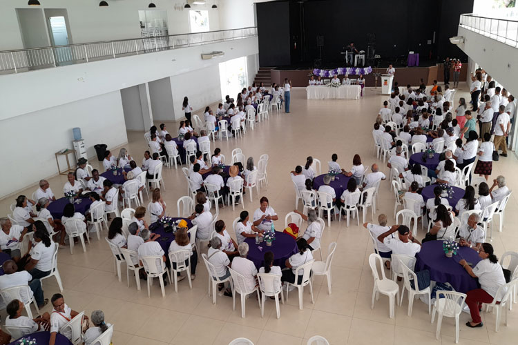 Dia do idoso é comemorado com café da manhã, palestras e dinâmicas em Brumado