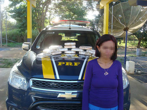 Duas mulheres são presas com 33,5 kg de drogas em Vitória da Conquista
