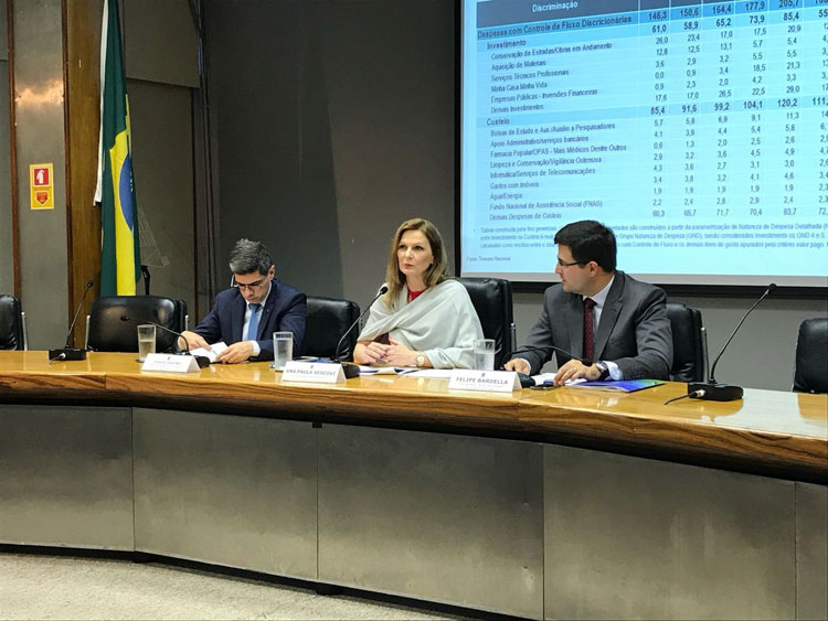 Governo registra superávit R$ 1,3 bi em novembro