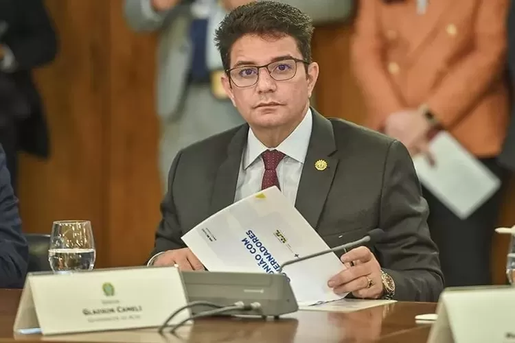 PF apreende bens do governador do Acre em ação contra corrupção