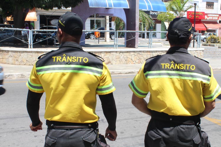 Brumado: Agentes de trânsito estão há 4 anos sem receber novos uniformes e justiça é acionada