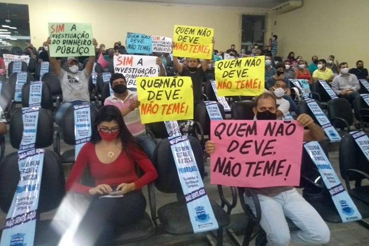 Câmara de Brumado vota pela admissibilidade do processo de impeachment de Eduardo Vasconcelos
