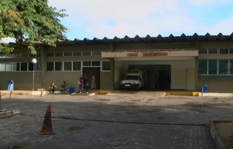 Homem é morto e companheira é baleada dentro de imóvel em Feira de Santana