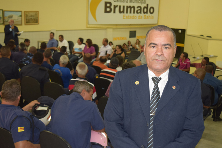 Líder sindical faz retratação nove meses após acusações contra vereadores de Brumado