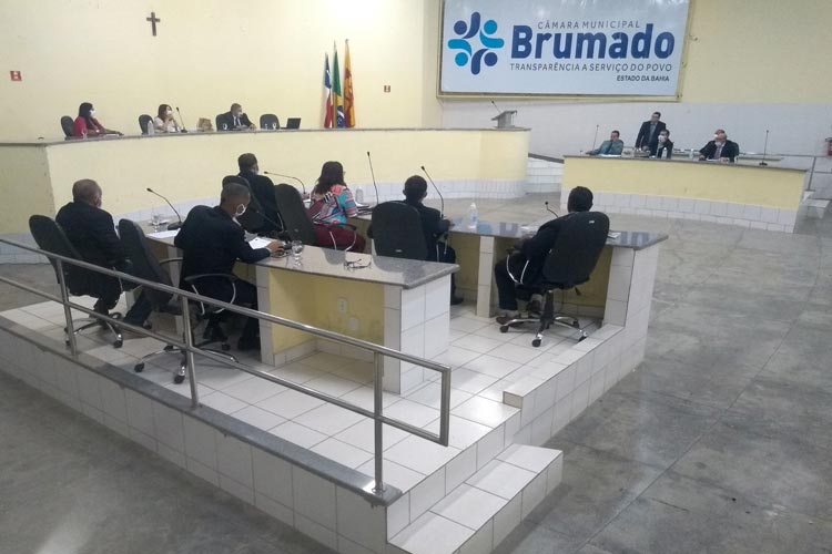 Em votação conturbada, Câmara de Brumado rejeita projeto de reordenamento geográfico para cepeamento de ruas