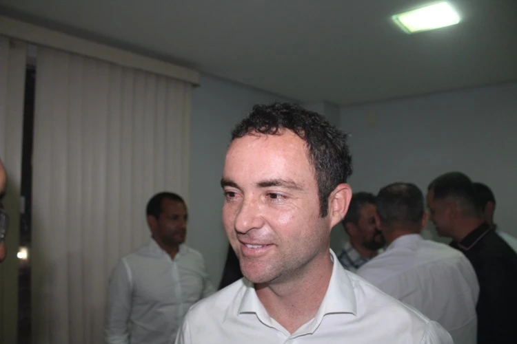 Com apoio de Jerônimo e Lula, Fabrício conquista R$ 6 milhões para Brumado