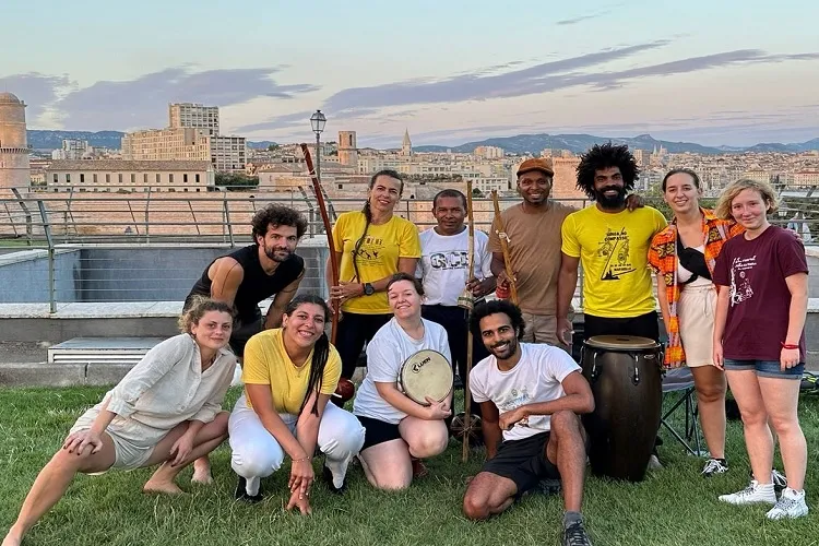 Brumado: Em turnê pela Europa, Gingadinha fala sobre intercâmbio de capoeira