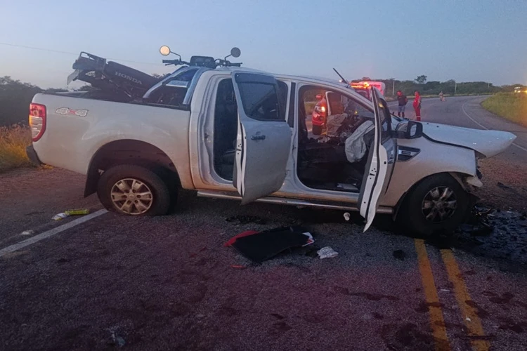 VÍDEO: Colisão frontal mata mulher e adolescente na BA-262 em Aracatu