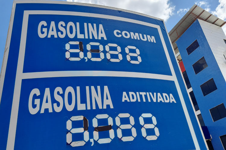 Gasolina ultrapassa R$ 6 após novo reajuste em Brumado; aumento impacta nos serviços de táxi e mototáxi