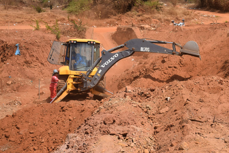 Obras de canalização de riachos visam construção de novo anel rodoviário em Brumado