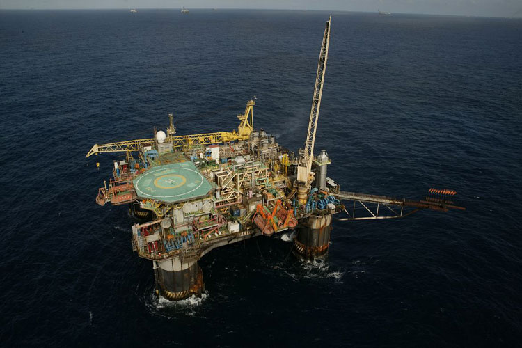 Pelo 2º mês seguido, Brasil bate recorde de produção de petróleo e gás natural
