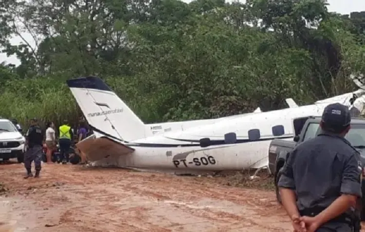 Avião cai no Amazonas e mata 14 pessoas