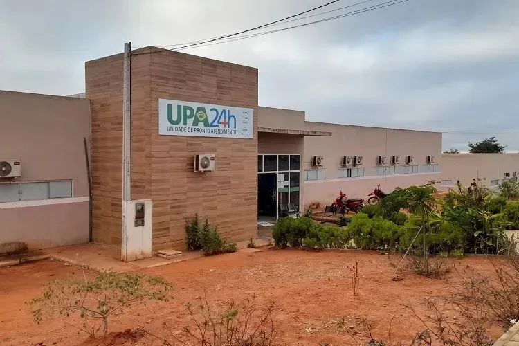 Cidadão aparentemente embriagado profere ameaças contra médico na UPA em Caetité