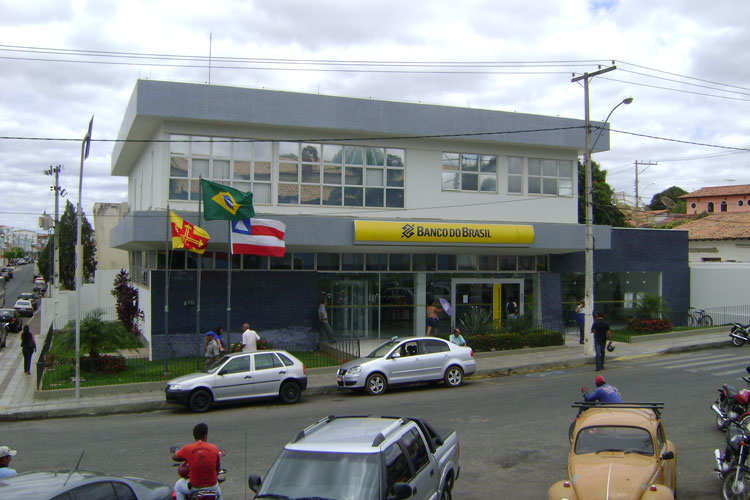 Justiça condena banco do Brasil de Brumado após cliente demorar 4h para efetuar depósito