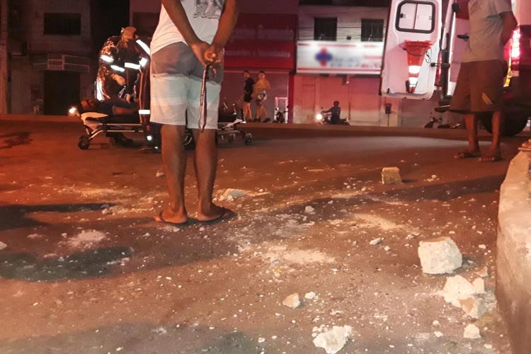 Homem tenta matar irmão a pedradas em Brumado