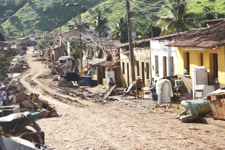 Governos Federal e estadual se unem para socorrer municípios atingidos pelas chuvas na Bahia