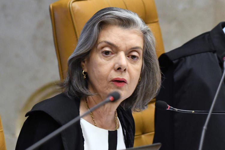 Ministra Cármen Lúcia manda TRF-4 libertar após 2ª instância